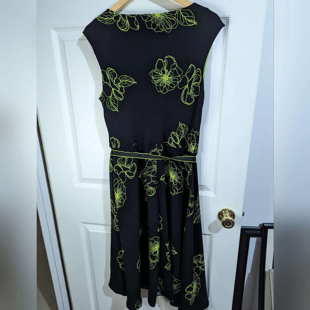 Miss Dorby black fit & flare dress bright green floral print sleeveless Size 12